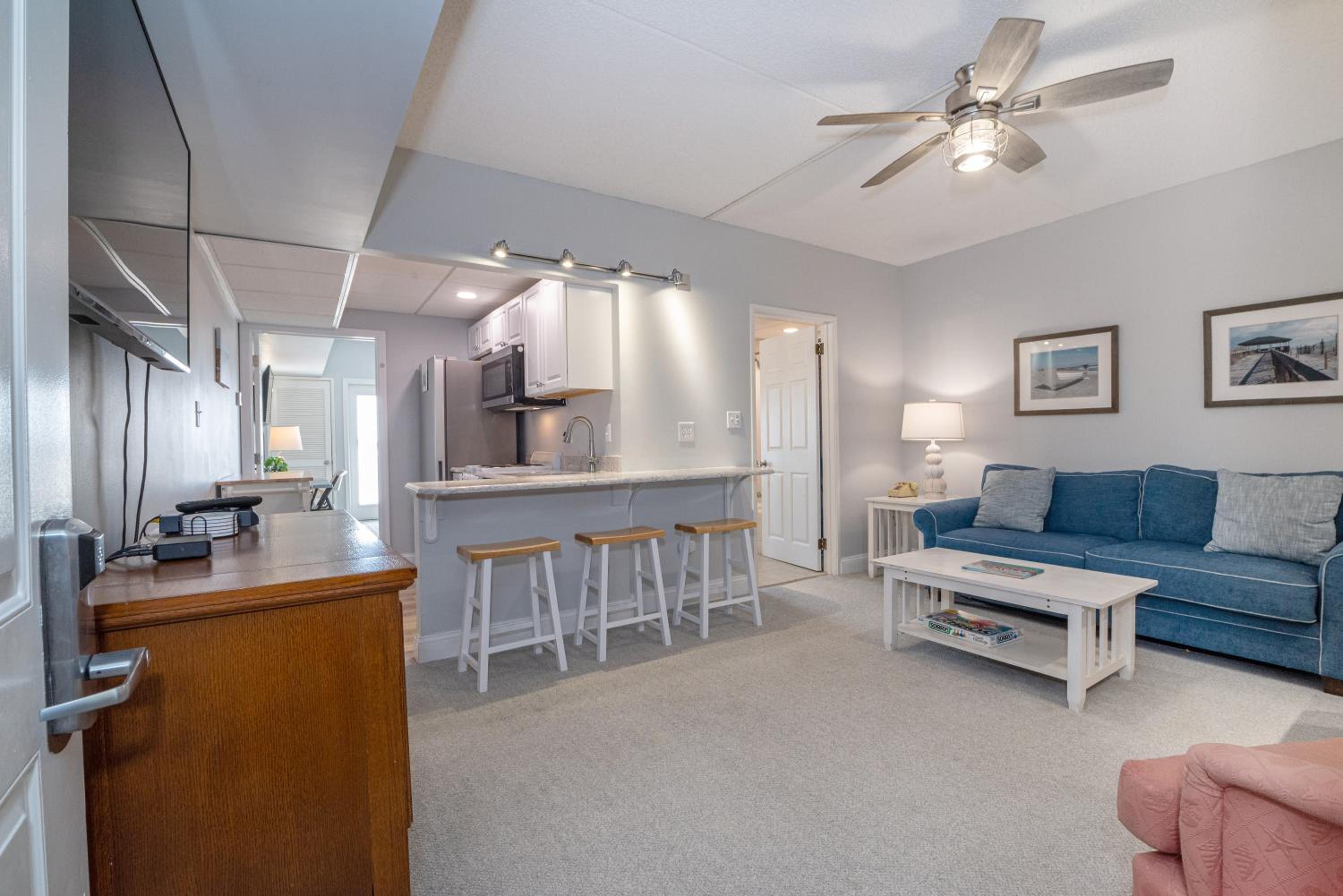 Biscayne Suites 32/49