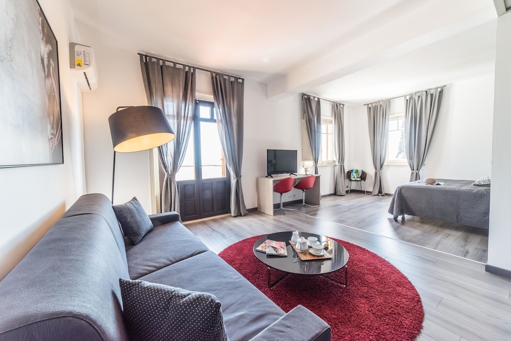 Hotel Villa Fiorita 37/66