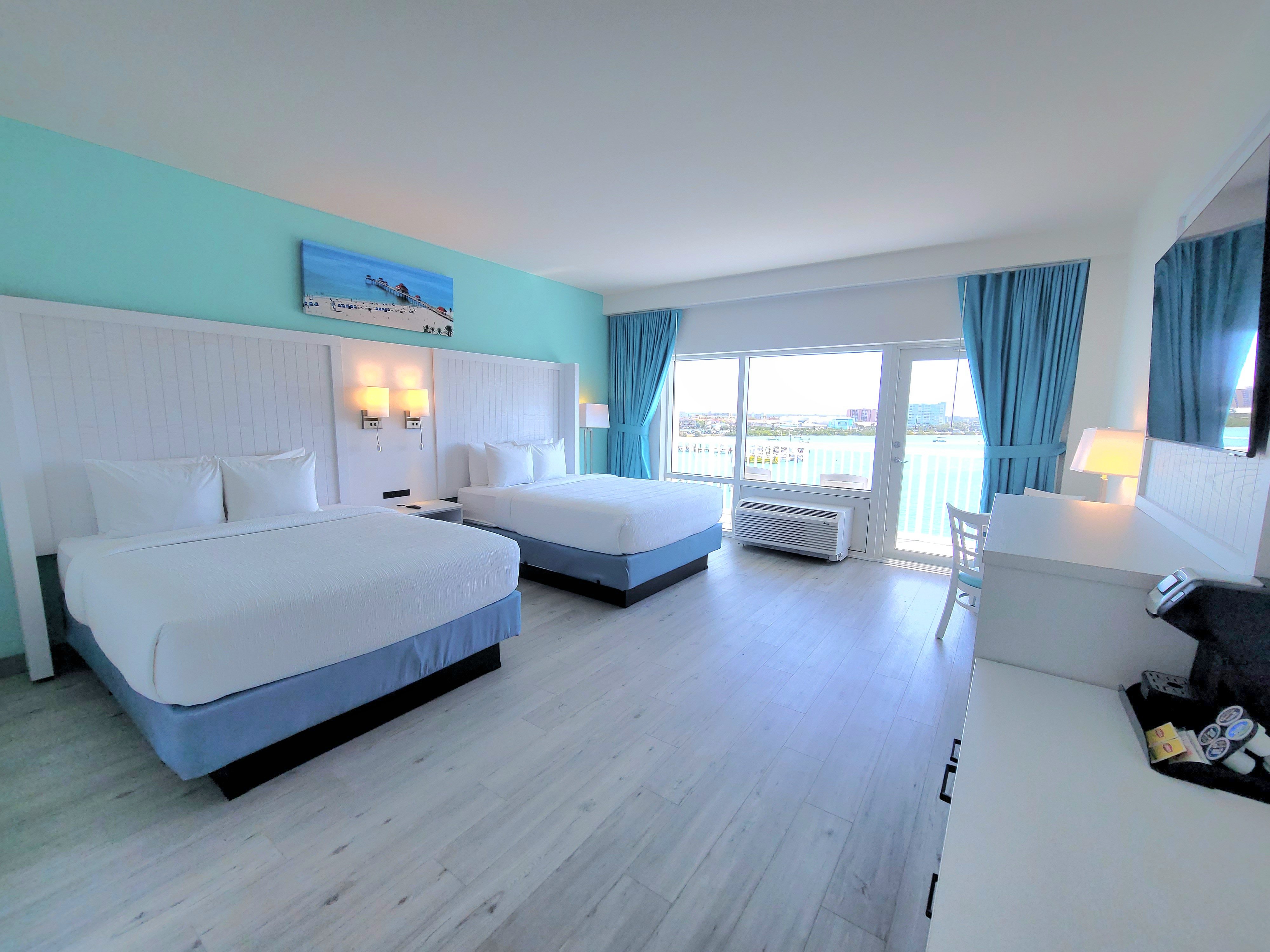 ChartHouse Clearwater Beach Marina Hotel 29/67