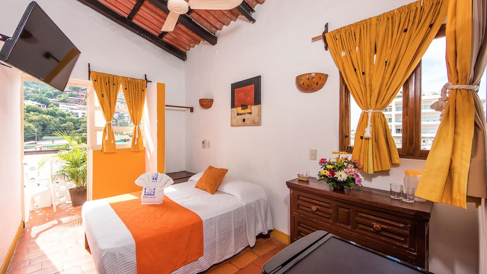 Hotel Hacienda de Vallarta Centro 17/50