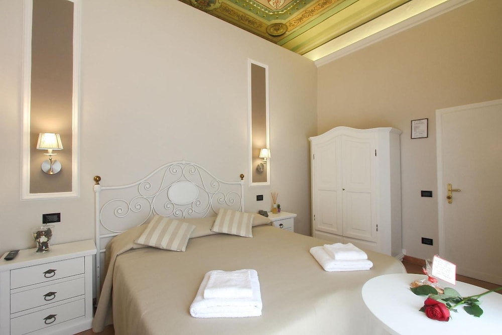 Hotel Ferrucci Firenze 50/50