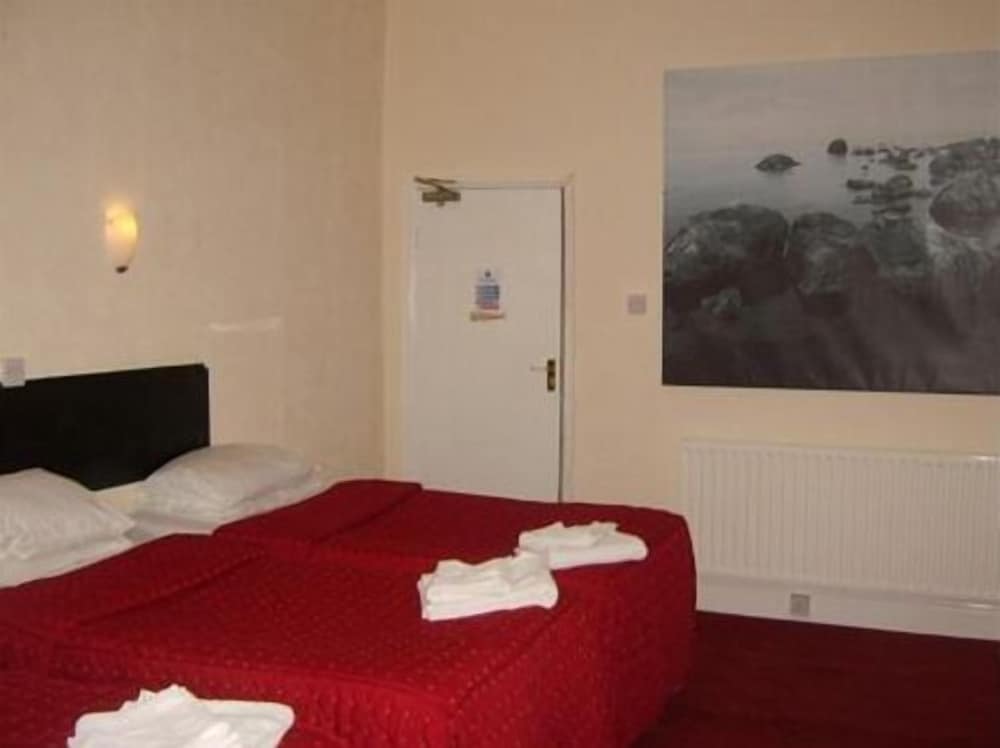 Trinity House B&amp;B 16/28
