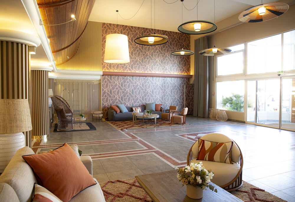 Les Flamants Roses Thalasso Spa 57/83