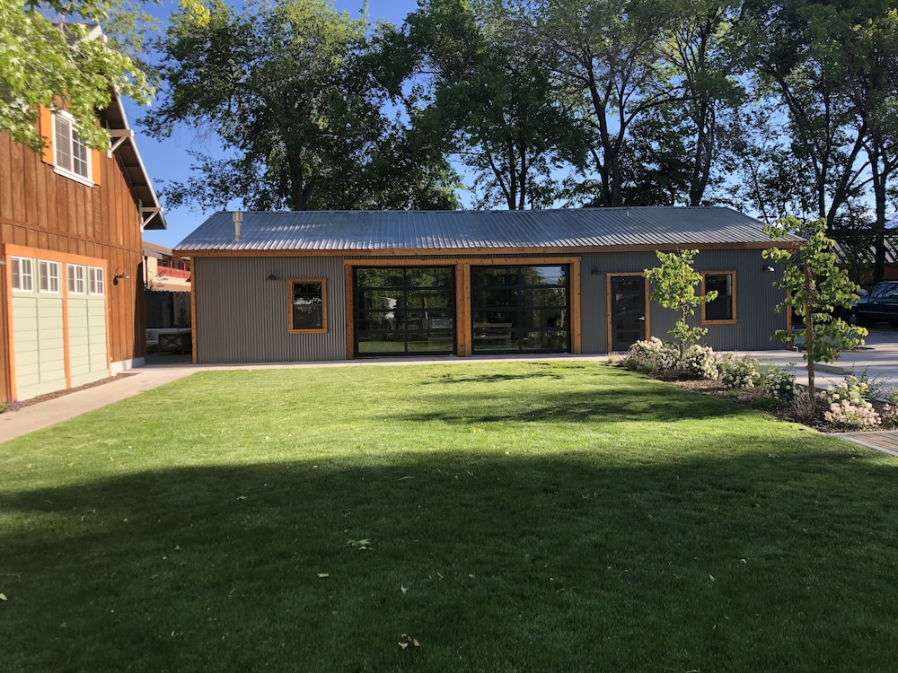Eastside Guesthouse 4/57
