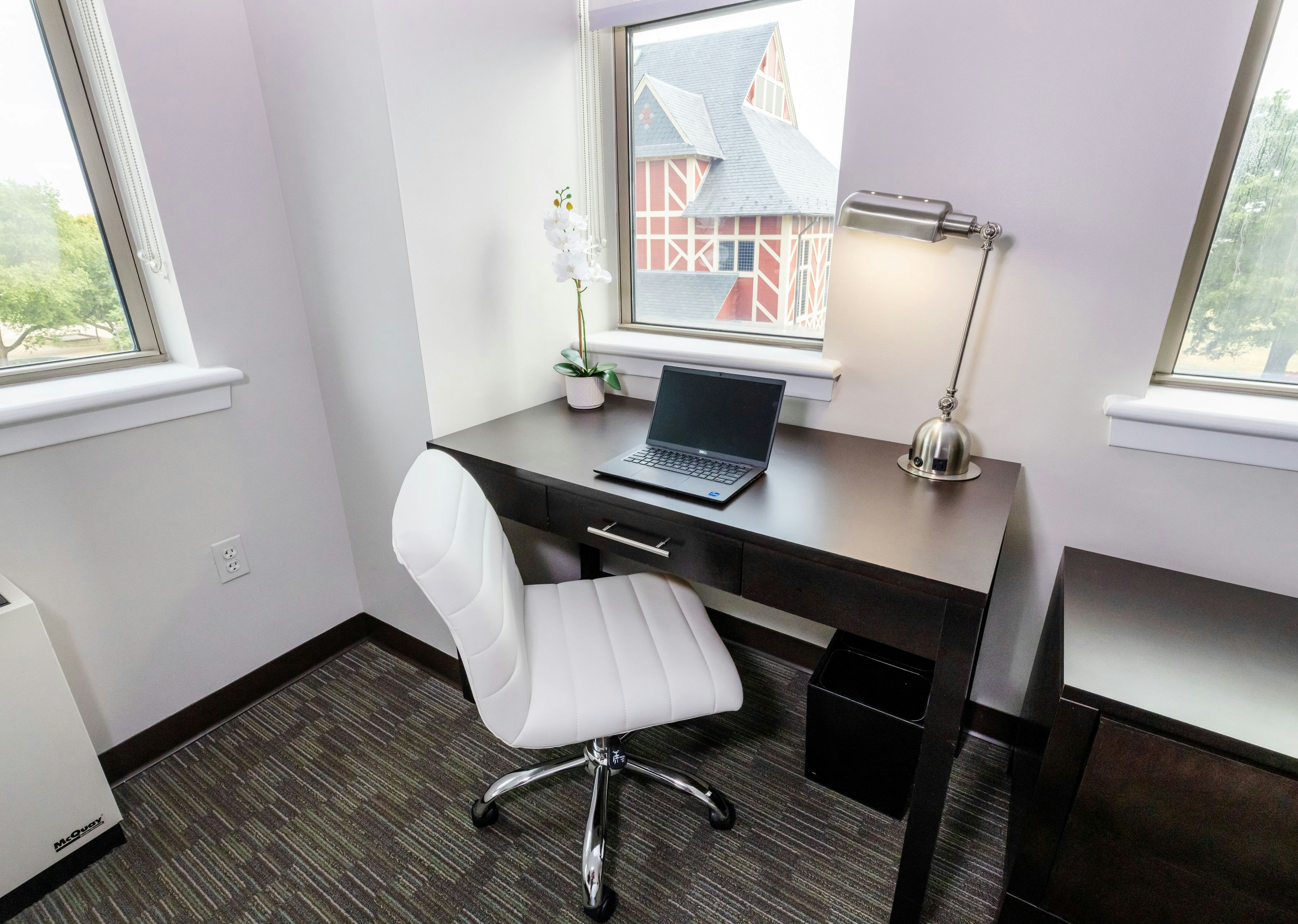Kellogg Conference Hotel Capitol Hill at Gallaudet University 44/52