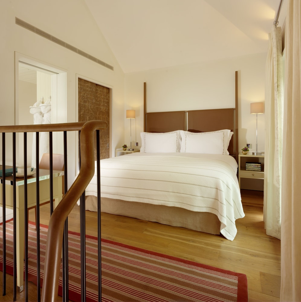 Coworth Park Dorchester Collection 19/77
