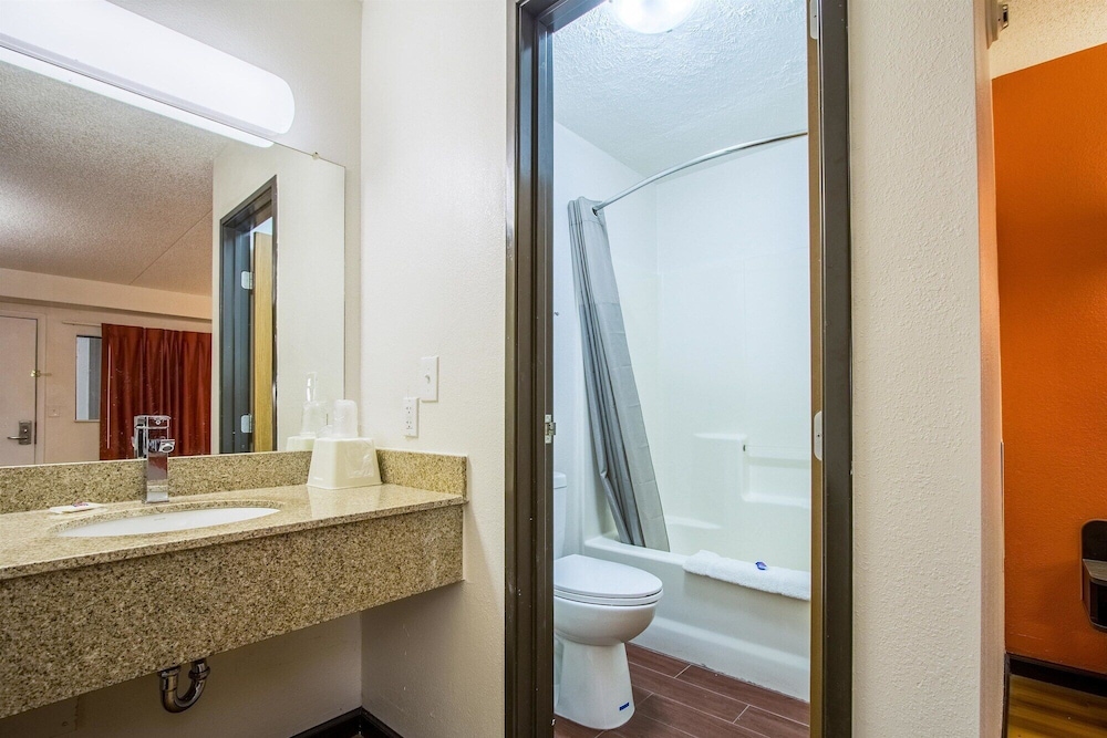 Motel6 Ashland, OH 40/46