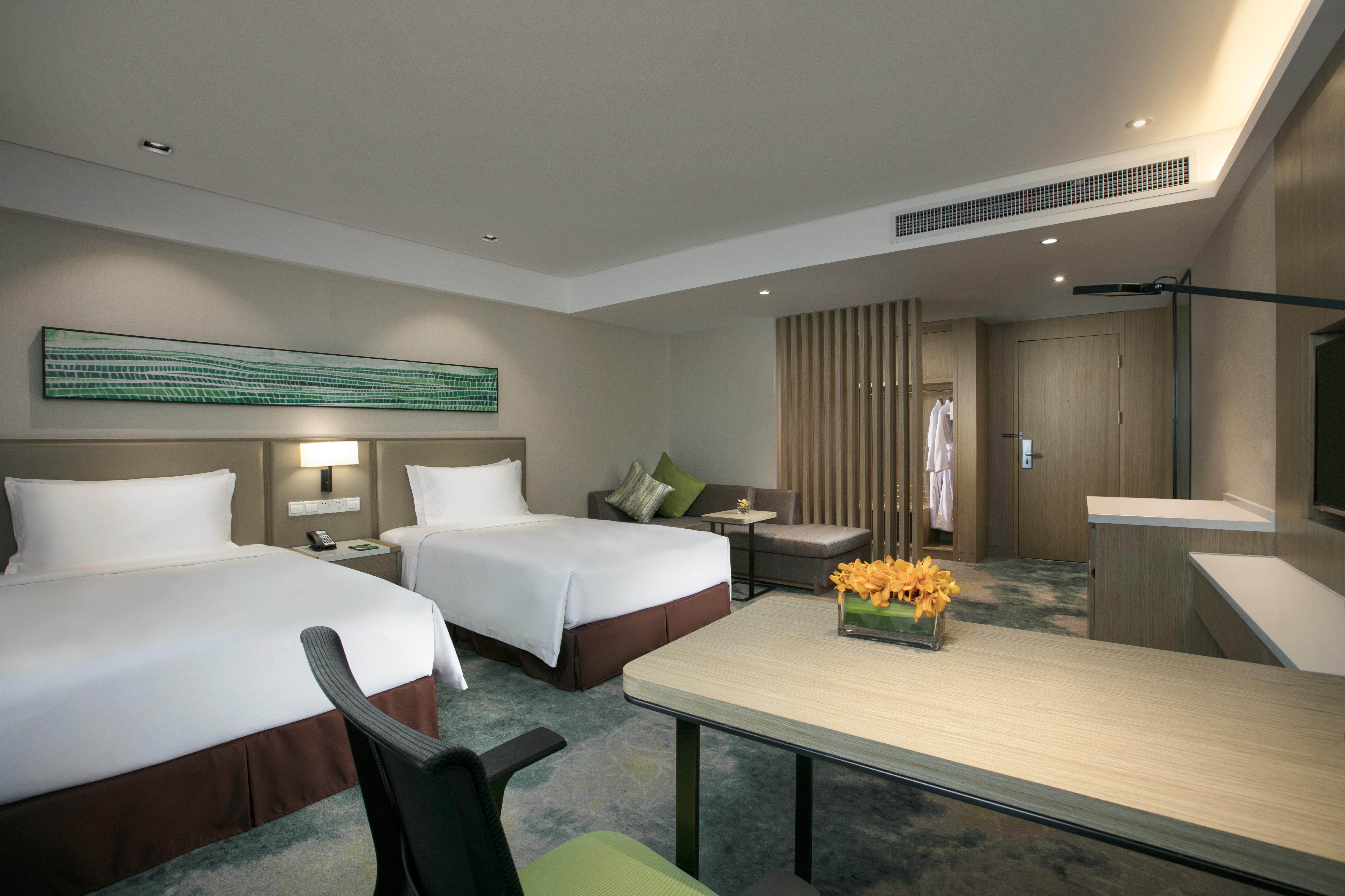 Holiday Inn Hangzhou Gongshu 35/78