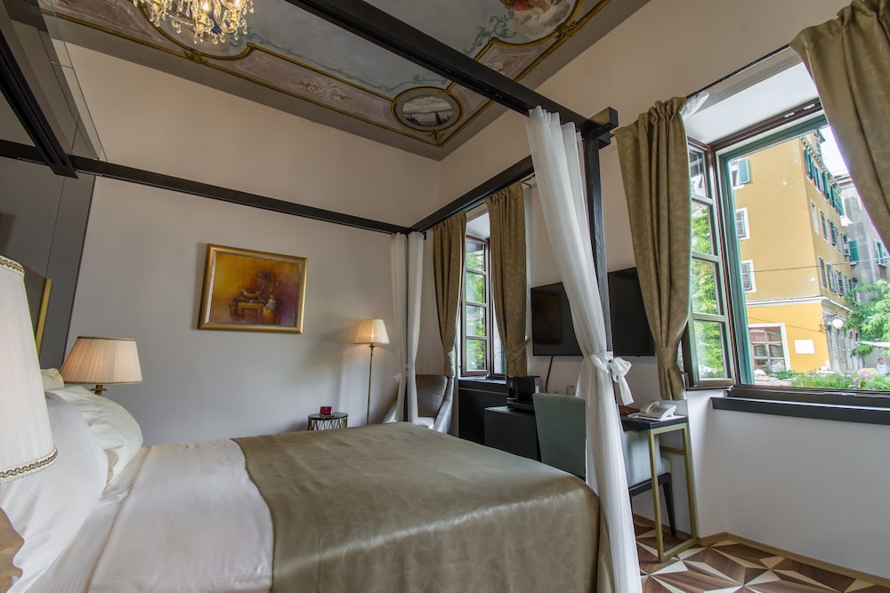Heritage Hotel King Kresimir 13/50
