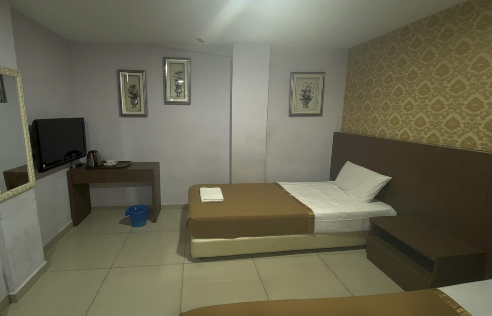 Hotel O Hotel Hamilas 49/60