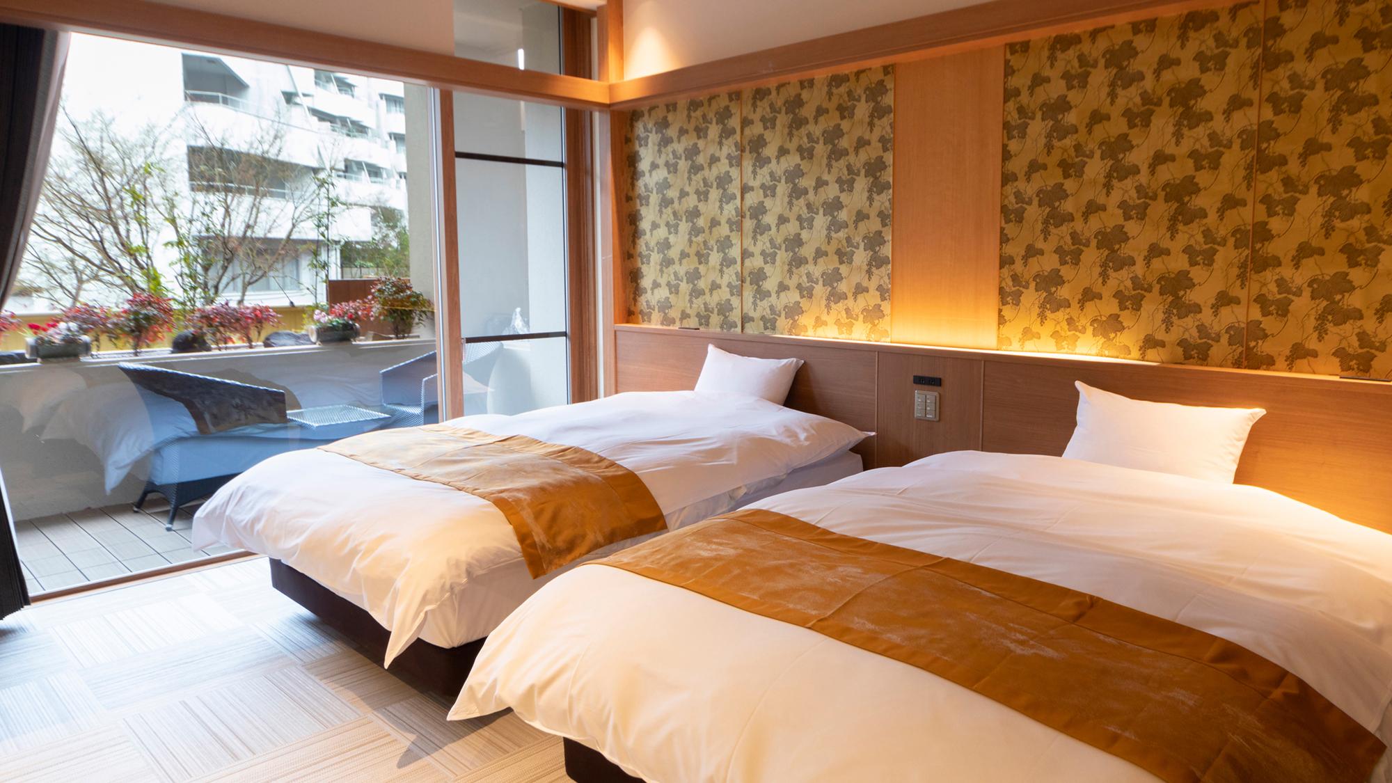 Japanese Western, Gold, Deluxe, Suite, Mountain View, Dining Area