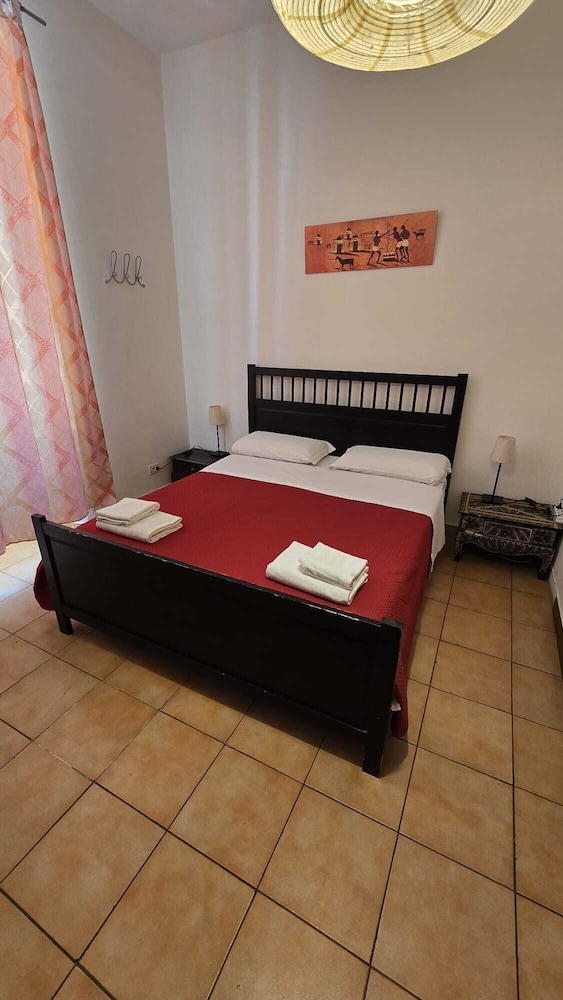 Meltin' Rome Guesthouse 15/40
