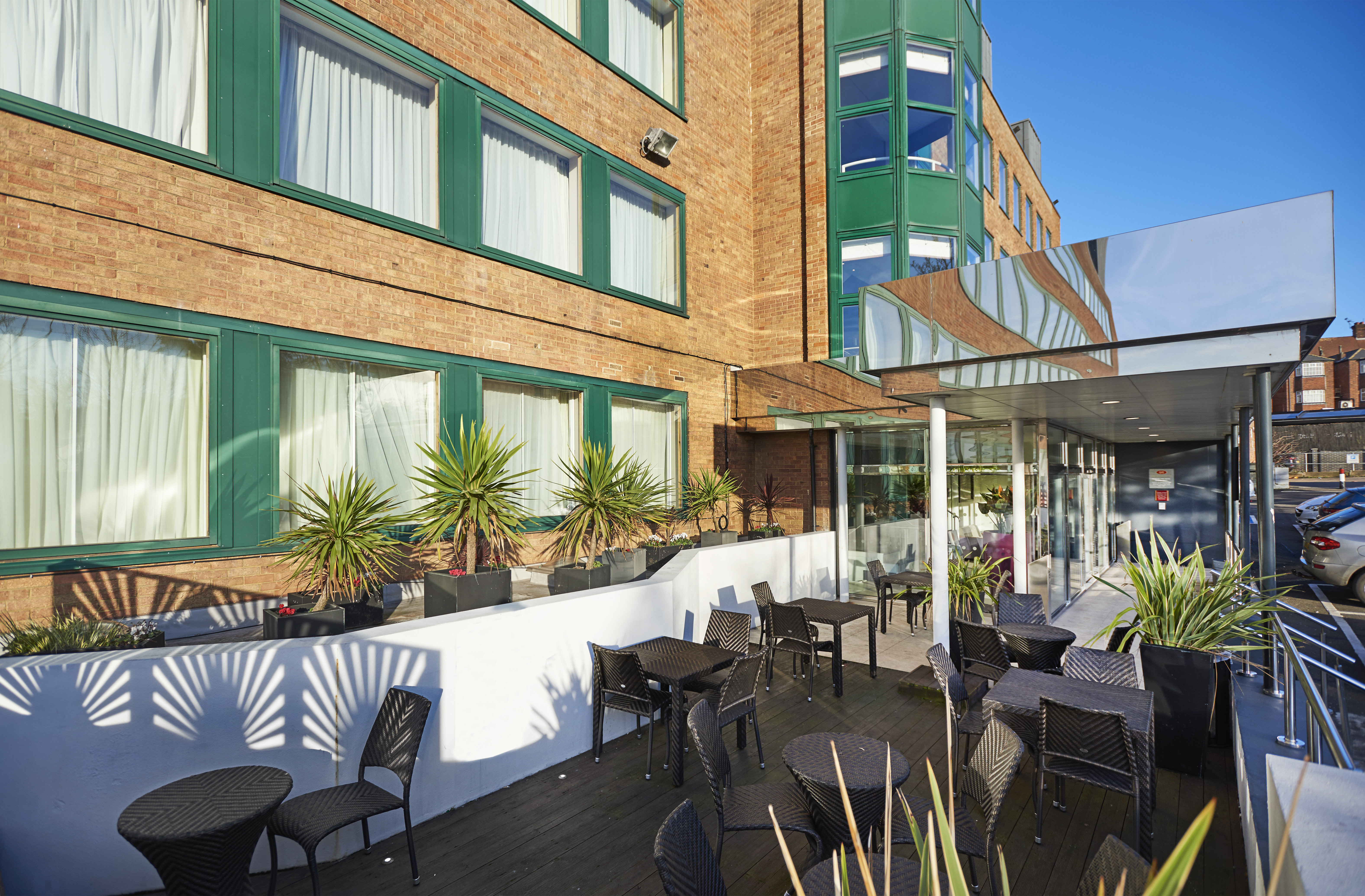 Crowne Plaza Ealing 73/76