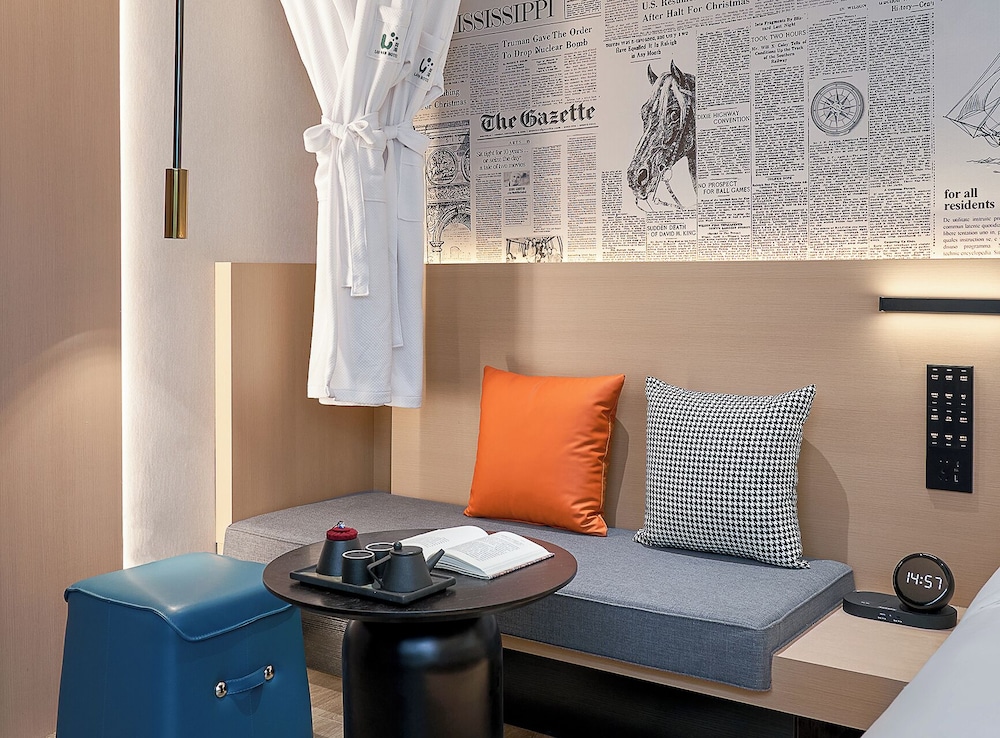 Lan Wan International Hotel 24/50