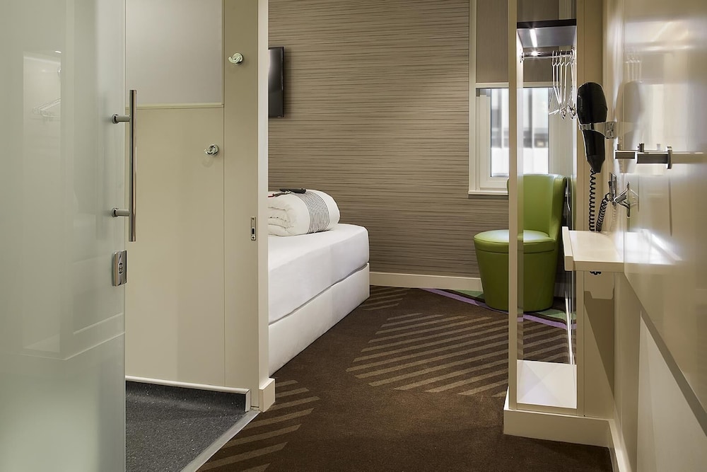 Hub by Premier Inn Edinburgh Royal Mile 46/48