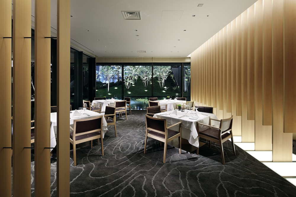 The Capitol Hotel Tokyu 62/74