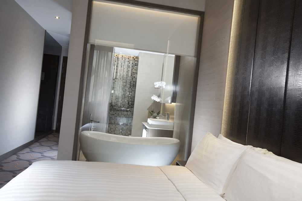 Dorsett Singapore 29/70