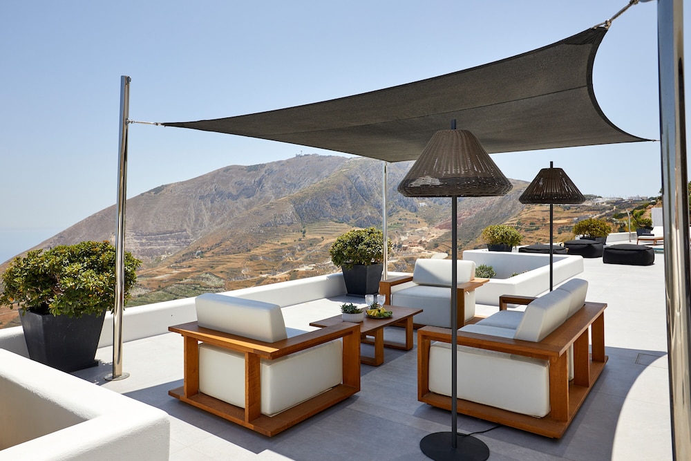 Kamini Santorini Luxury Villas 34/50