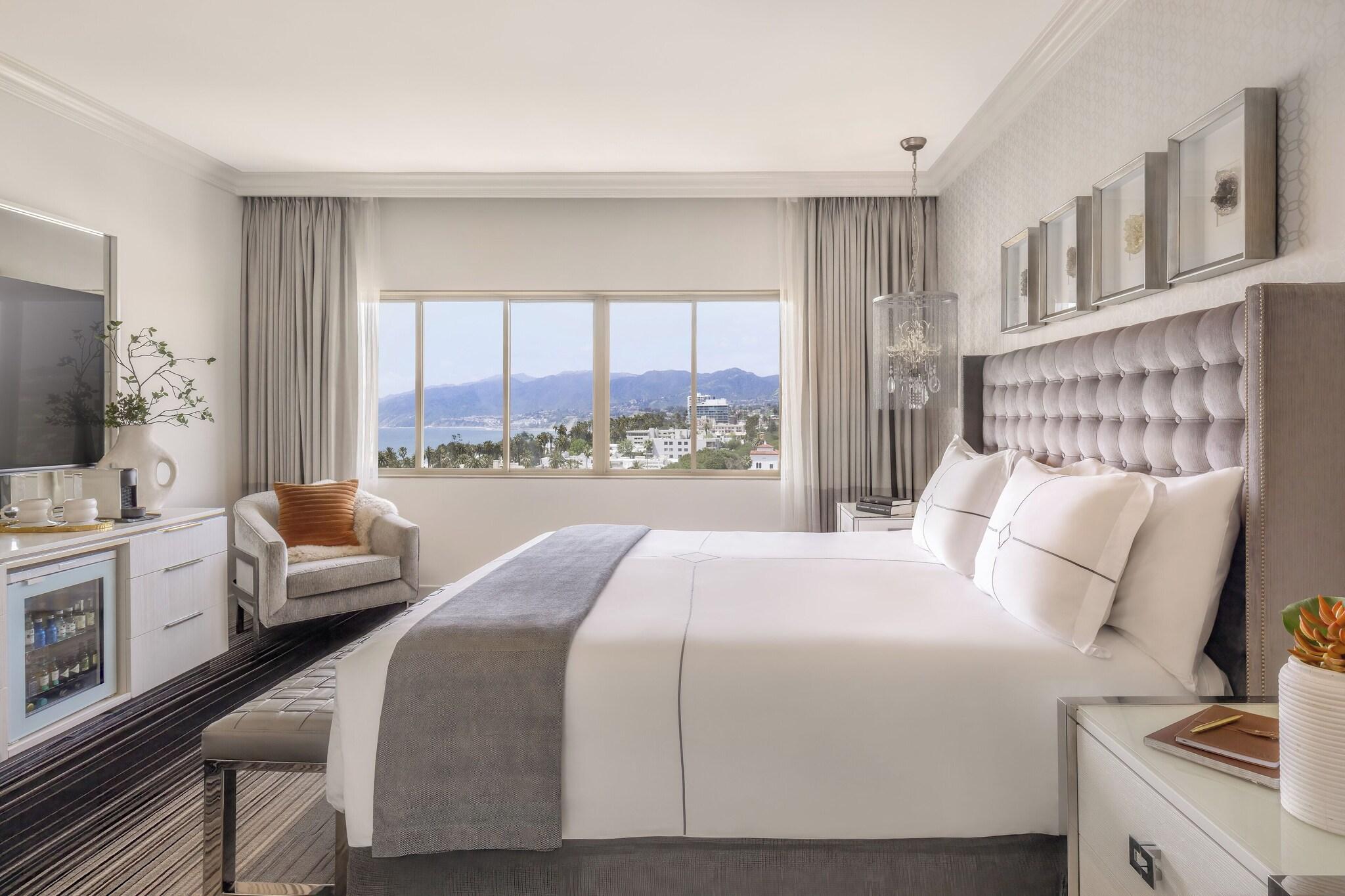 PREMIER, KING BED