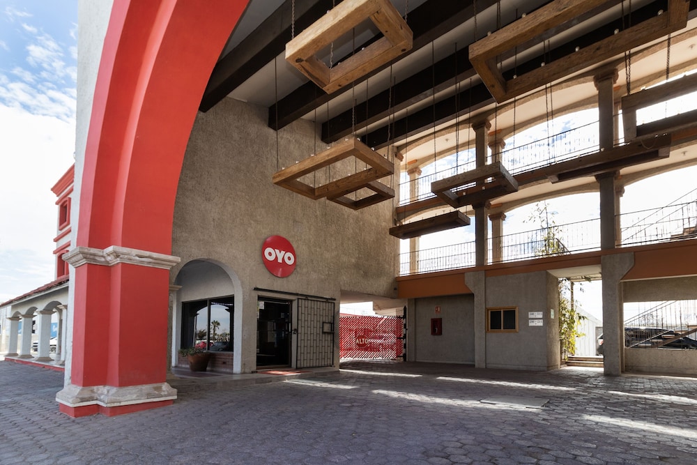 OYO Hotel Real Del Sur, Estadio Chihuahua 45/49