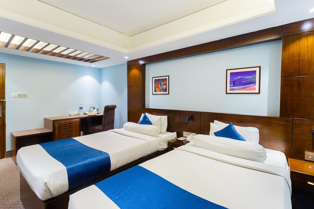 Hotel The Capital 14/50