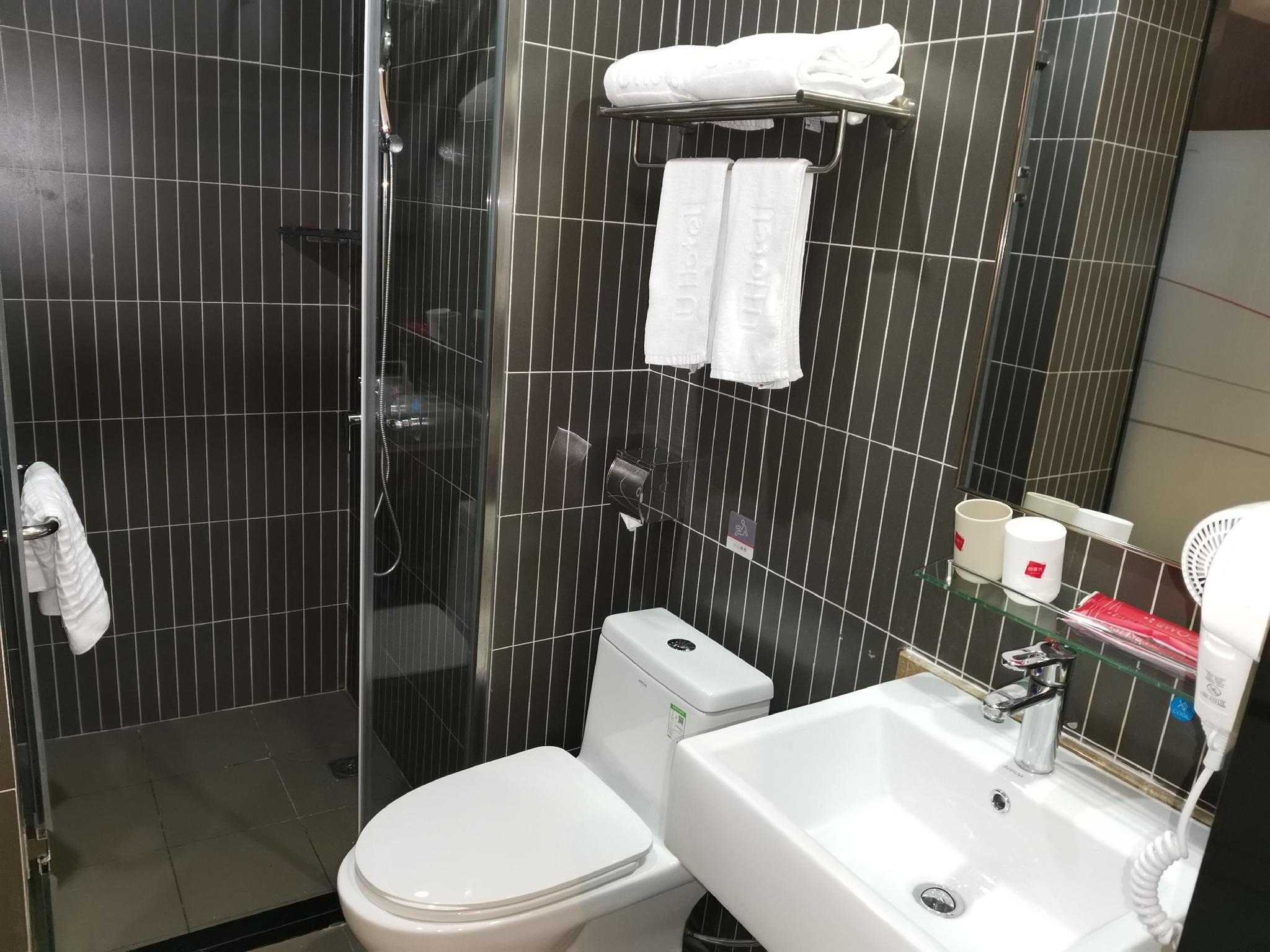 Shangkeyou Hotel (Lipu Central Plaza store) 10/15