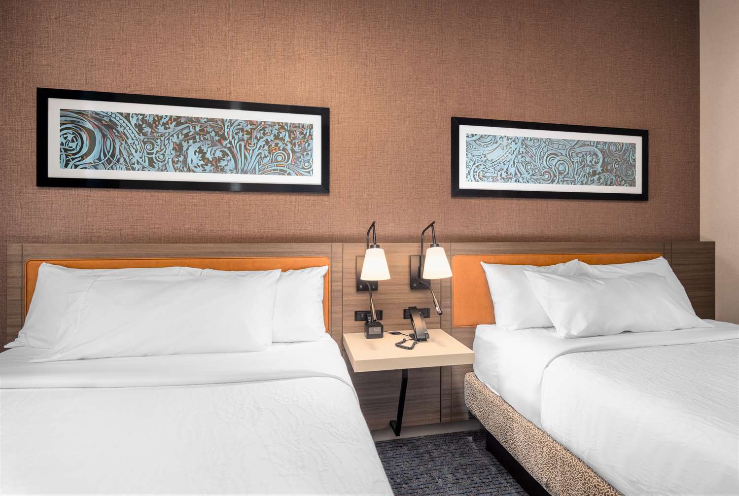 room, 2 queen beds