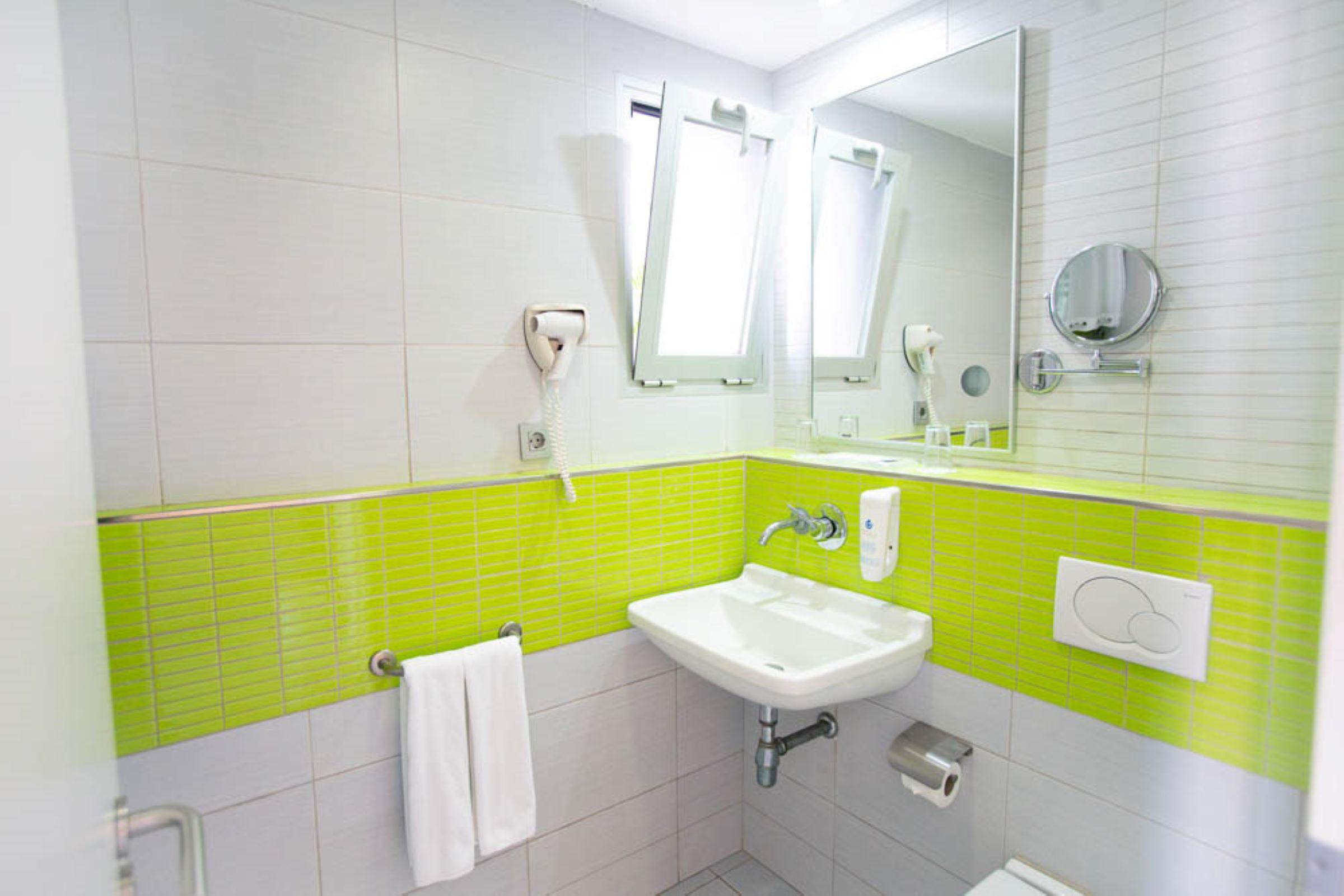 1 Bedroom, Type B, Classic, Apartment, Balcony