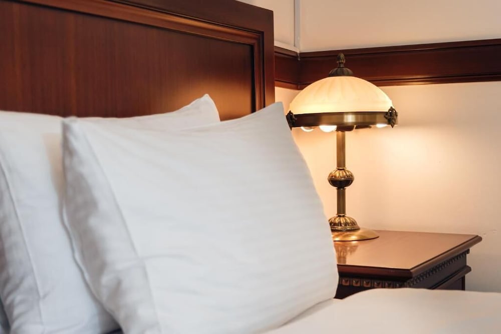 Kazakhstan Hotel 49/87