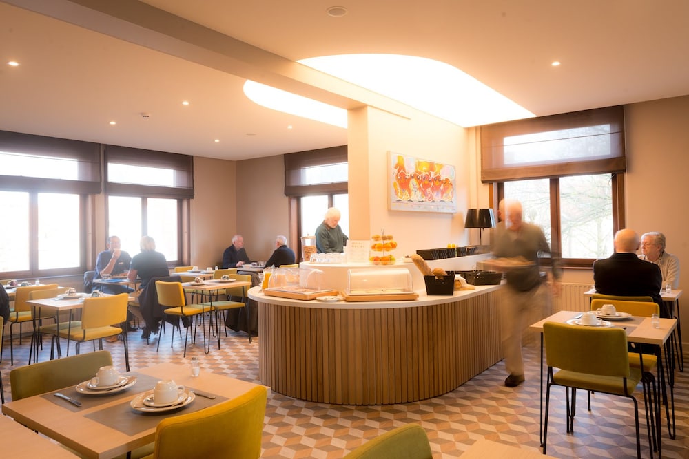 restaurant-cafeteria