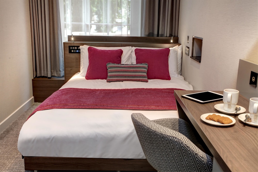 Best Western Plus Delmere Hotel 25/41