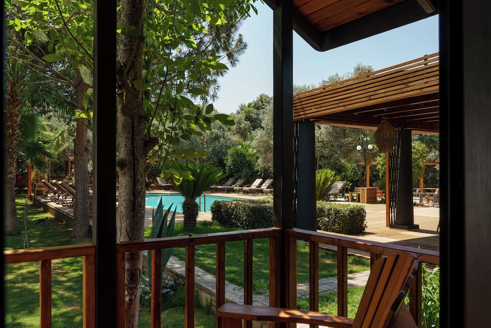 Dolce Vita Luxury Bungalows 22/50