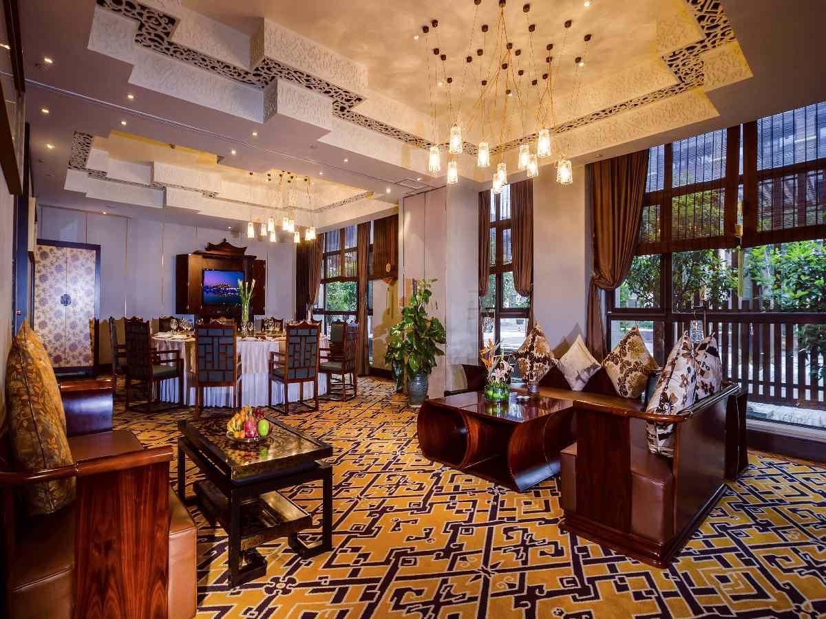 TONGQUETAI NEW CENTURY GRAND HOTEL 33/44