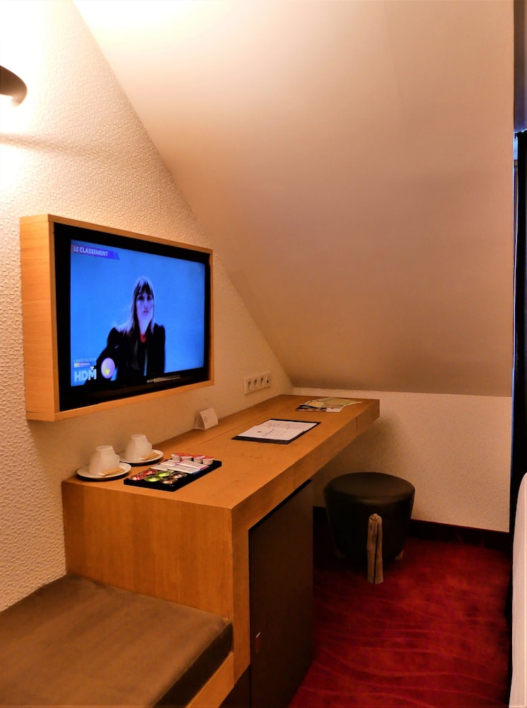 LE GRAND AIGLE HOTEL 7/50