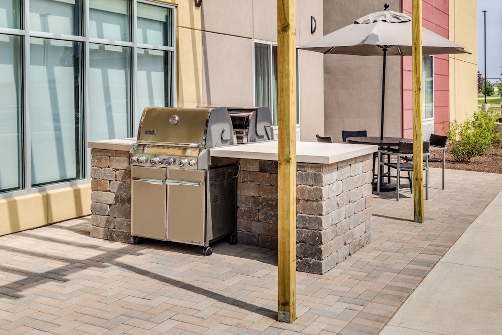 TownePlace Suites by Marriott Chicago Waukegan/Gurnee 10/50