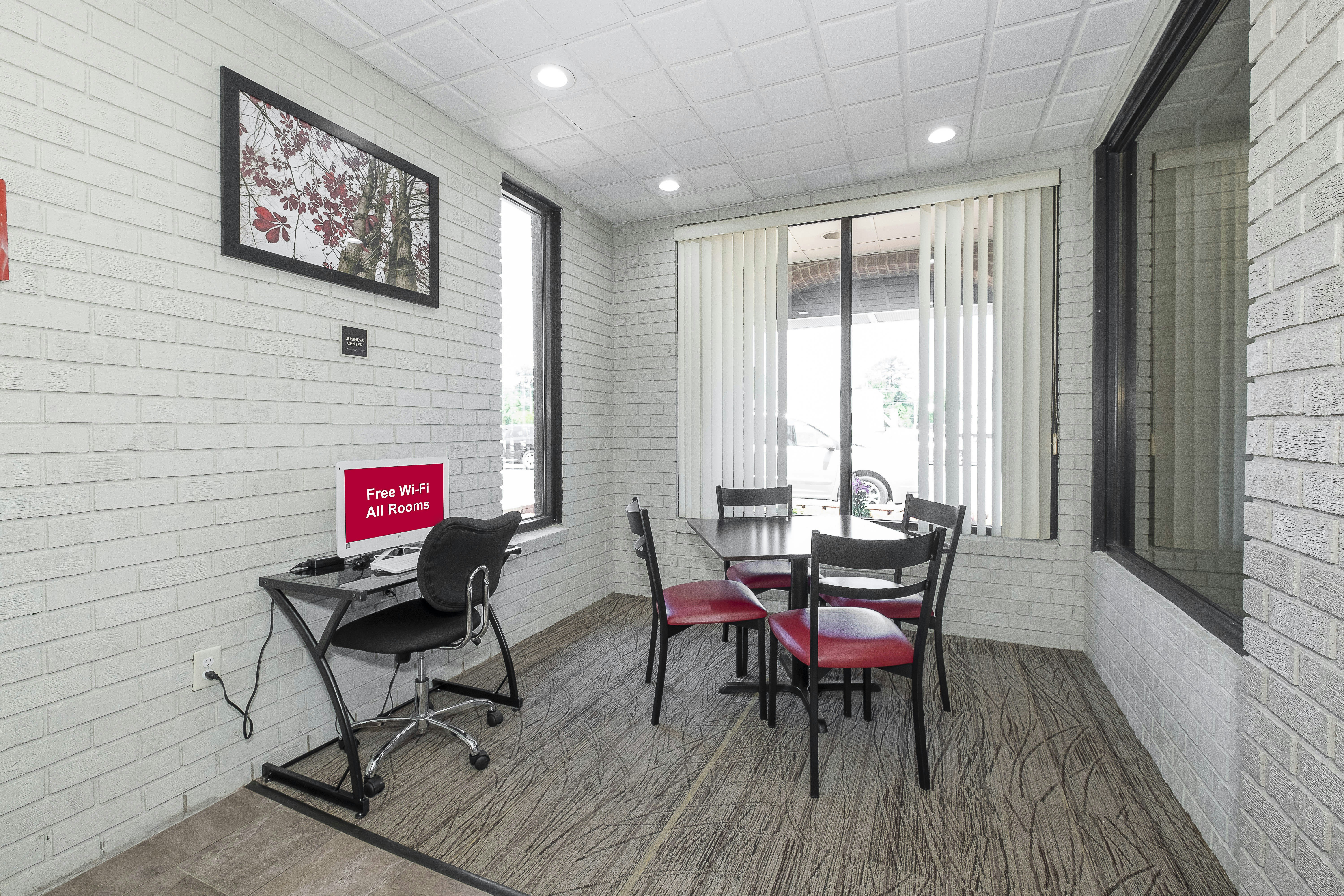 Red Roof Inn Roanoke Rapids 29/31