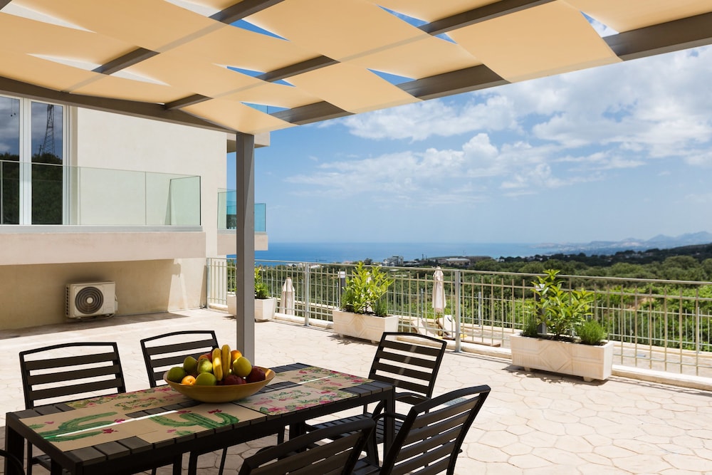 Vigla Suites 4/58