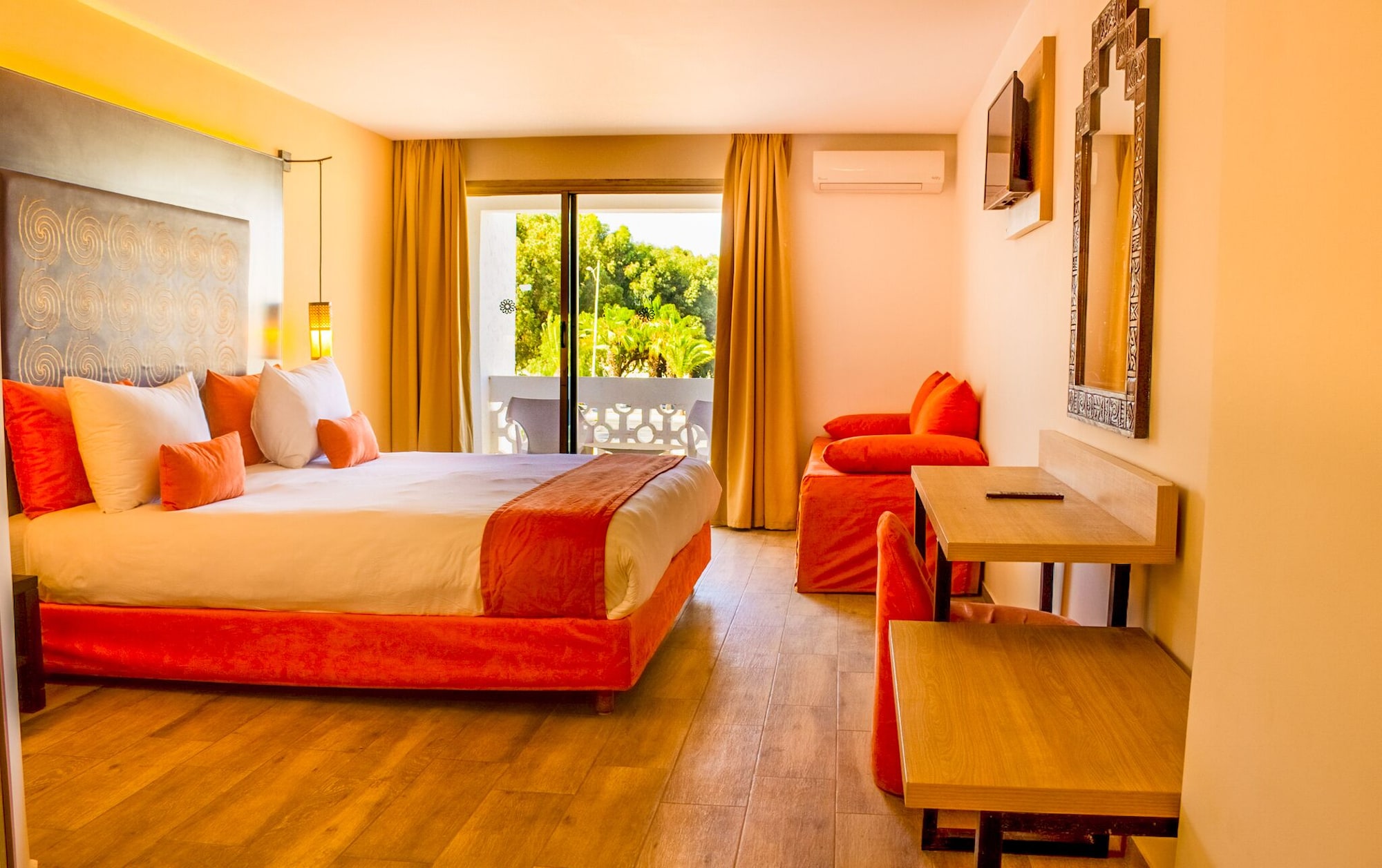 FAMILY, DOUBLE OR TWIN BED