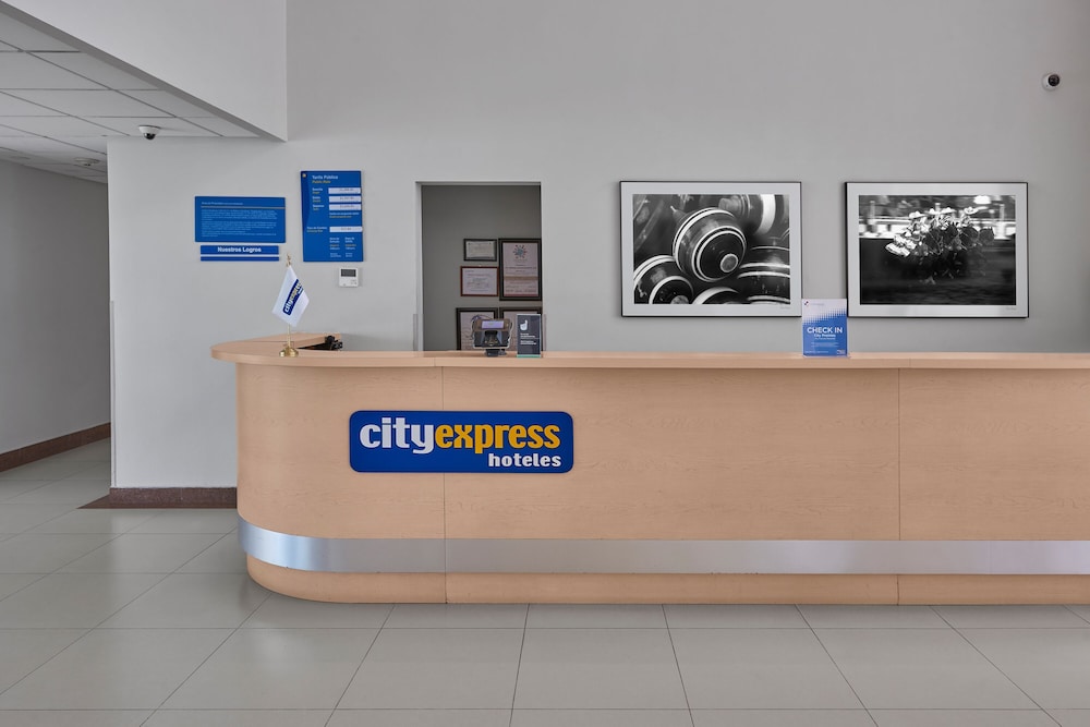 City Express by Marriott Aguascalientes Sur 8/61