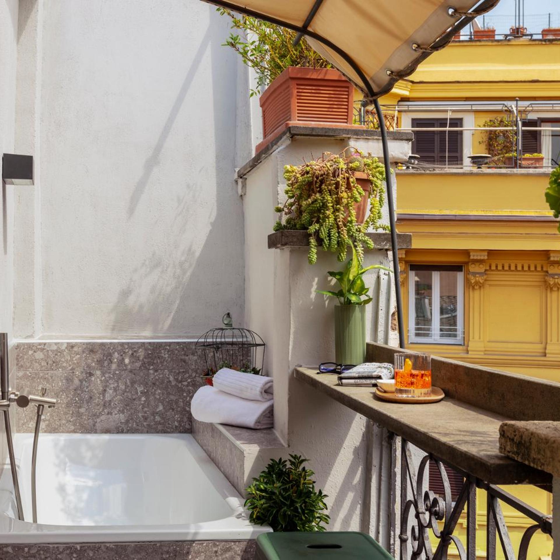 Deluxe, Double Bed, Balcony, Separate Building, Concordia 7/9