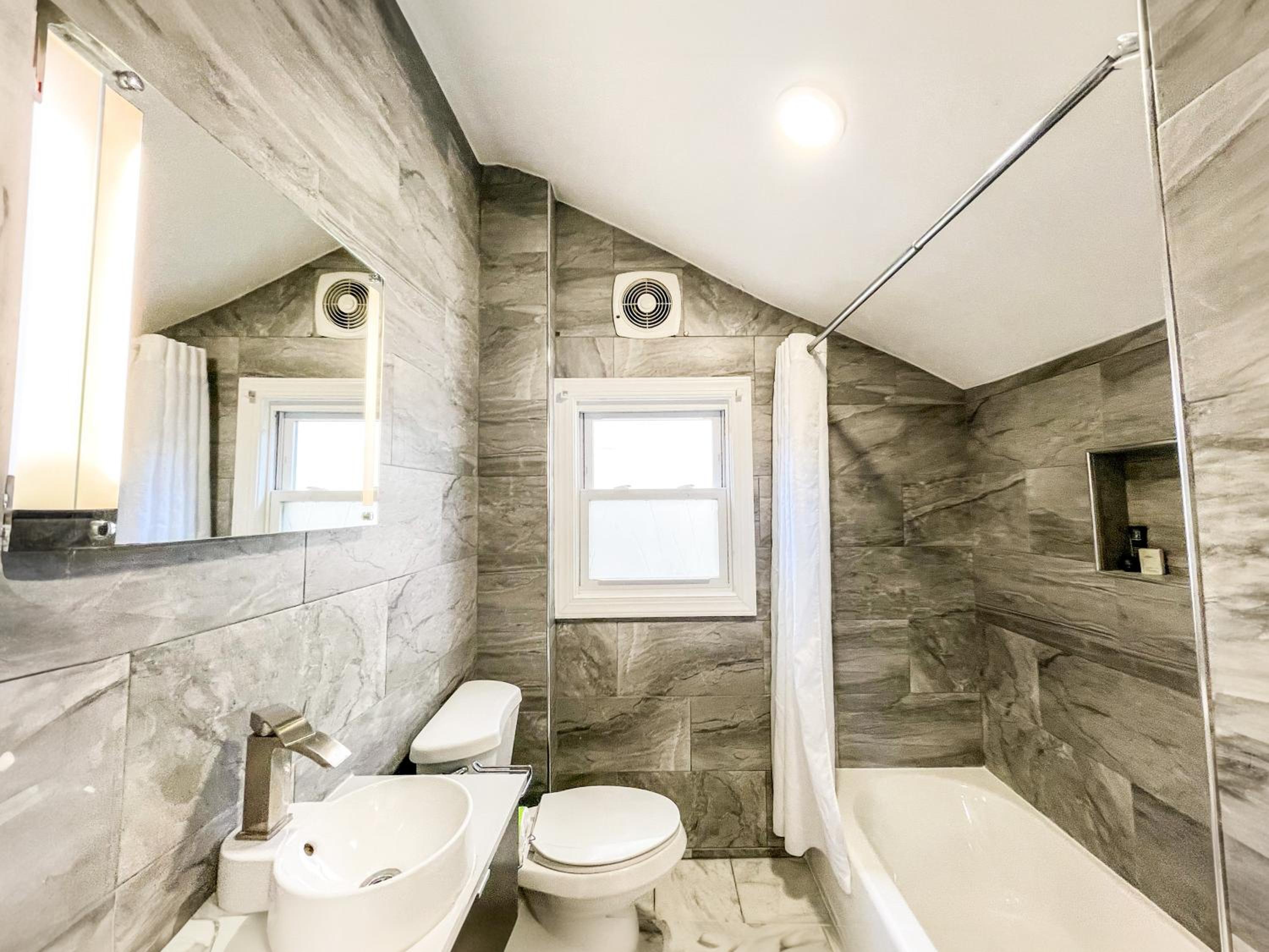Penn Lodge Hotel & Suites 39/50