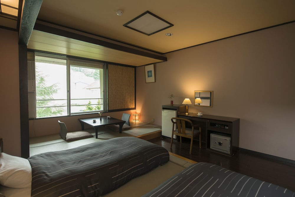 Hotel Lucent Takamiya 10/43