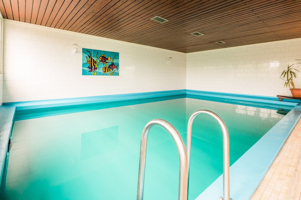 Buschhausen Hotel 20/33