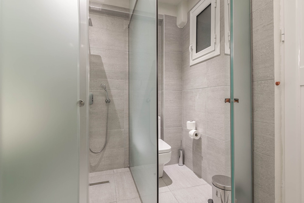 Litore Luxury Living 49/50