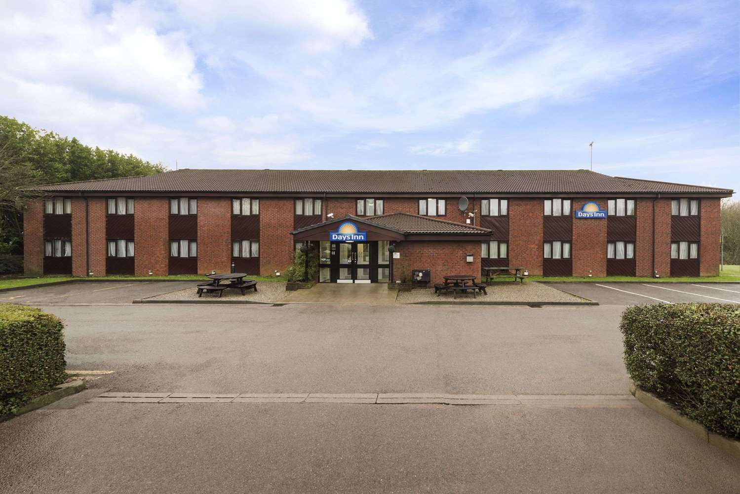 Days Inn by Wyndham Bridgend Cardiff M4 2/12