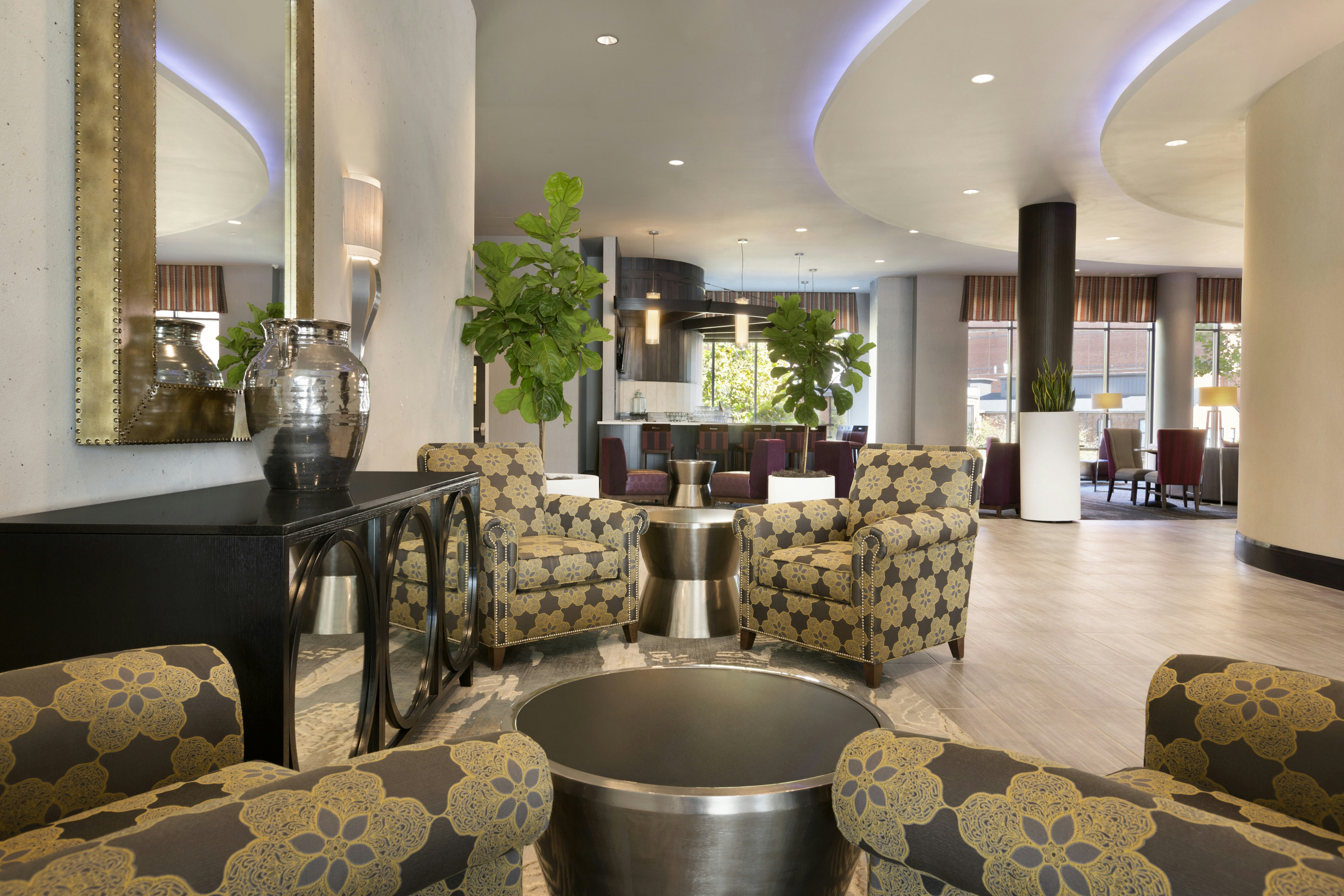 Embassy Suites By Hilton Greenville Downtown Riverplace 38/64