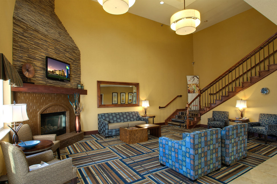 Holiday Inn Express Hotel Suites Canyon 44/67