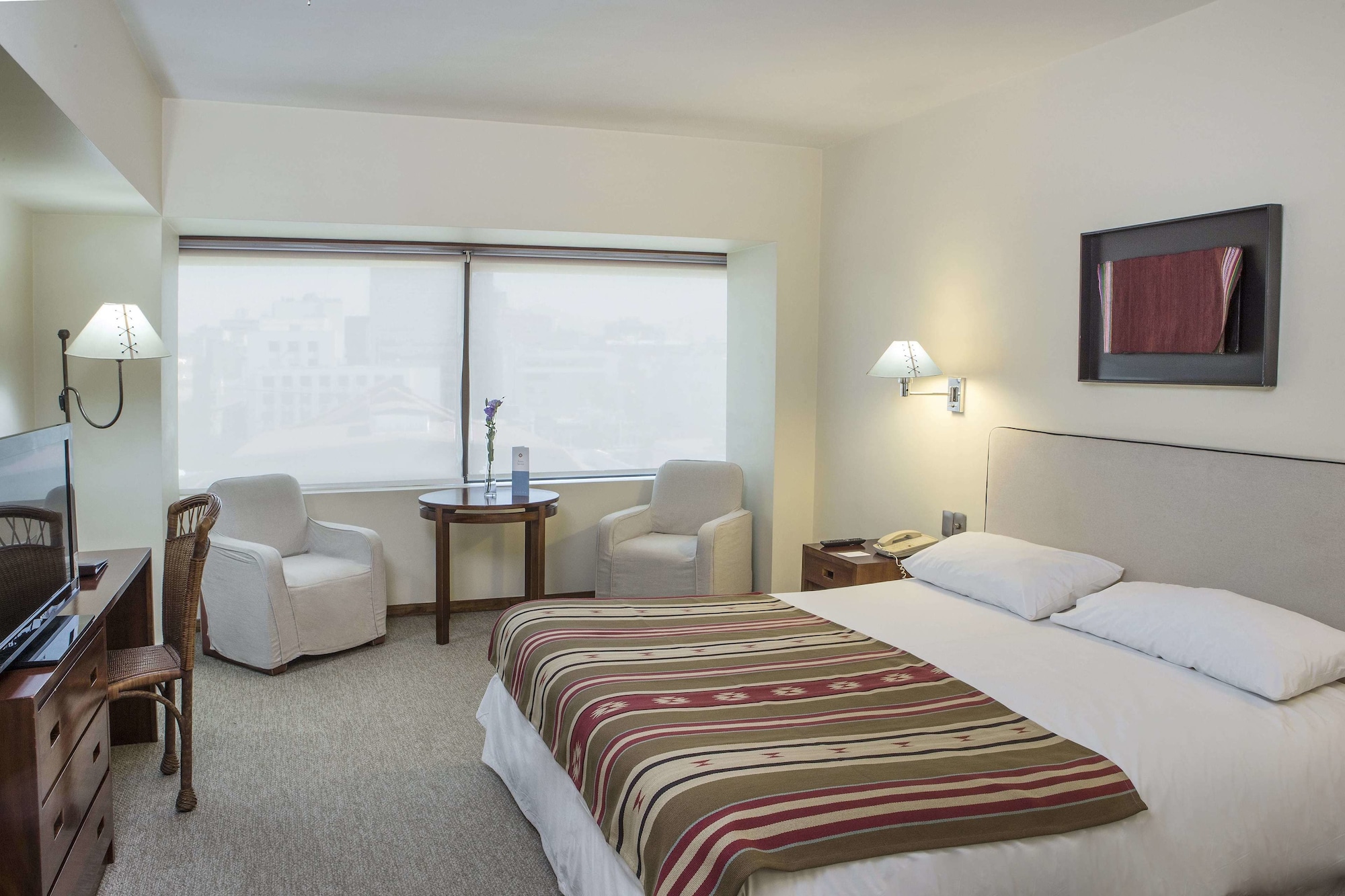 STANDARD, KING BED