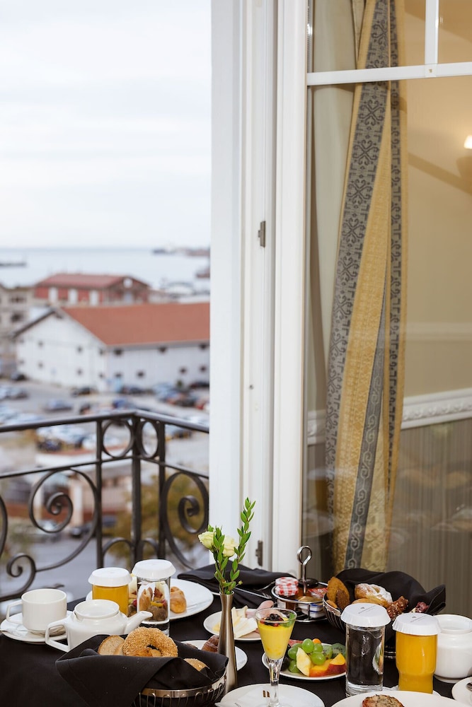 Mediterranean Palace Hotel 22/43