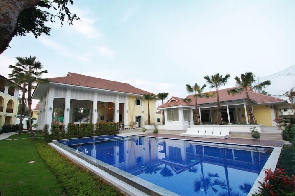 Khamthana Colonial Hotel Chiang Rai 45/50